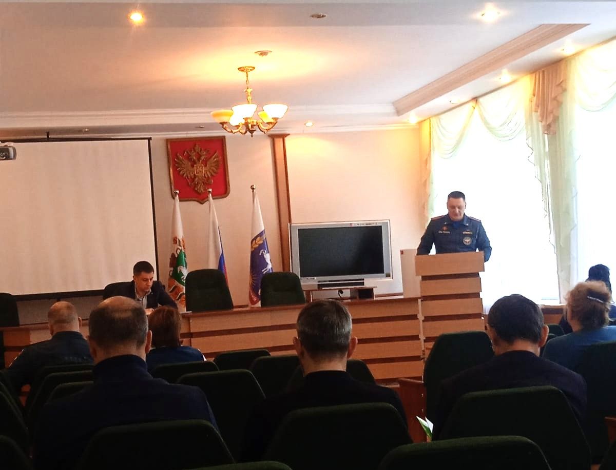Сегодня в администрации Кожевниковского района прошло заседание Комиссии по чрезвычайным ситуациям и обеспечению пожарной безопасности