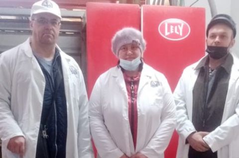 Кожевниковские представители посетили крупное асиновское предприятие ООО «Сибирское молоко»